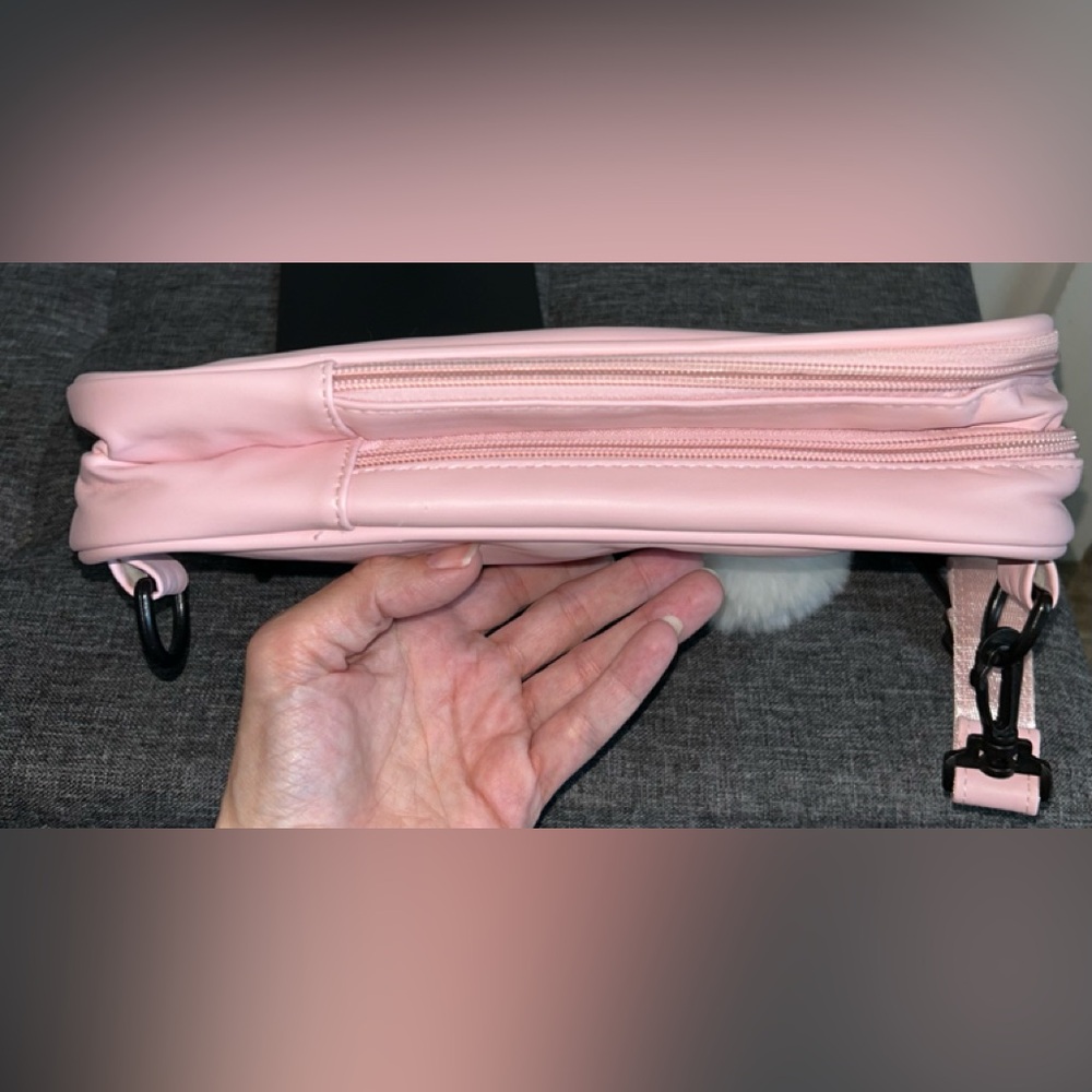 Ita Bag with convertible straps. Crossbody/shoulder/backpack! NWOT! - Picture 12 of 14